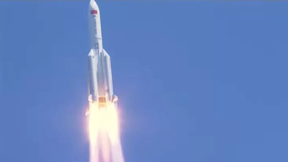بقایای موشک فضایی چین در اقیانوس هند فرود آمد