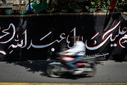 ایام عزا میں تہران کے روح پرور مناظر