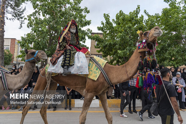 حرکت نمادین کاروان امام حسین(ع) در فرخ شهر چهارمحال و بختیاری