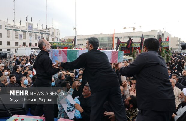 تشییع پیکرهای پاک شهدای خان طومان در مشهد
