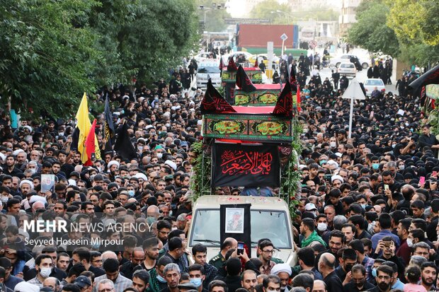 تشییع پیکرهای پاک شهدای خان طومان در مشهد