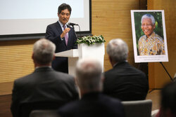 Nelson Mandela commemoration held in Japan Embassy in Tehran