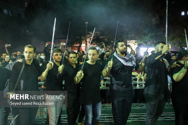 Mourning ceremony of Imam Hussein (PBUH) observed in Tehran