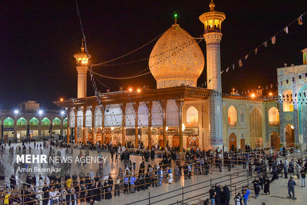 یک کودک در میان شهدای حمله تروریستی/ ۴۰ نفر زخمی شدند یک کودک در میان شهدای حمله تروریستی/ ۴۰ نفر زخمی شدند