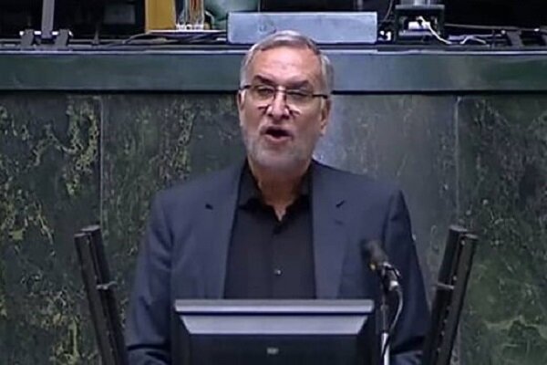 150 داروخانه به علت تخلف تعطیل شد / قرارگاه دارویی تشکیل دادیم
