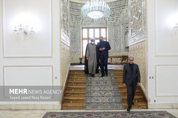 حسین امیرعبداللهیان وزیر امور خارجه ایران  در حال ورود به محل دیدار با زیاد نخاله دبیر کل جهاد اسلامی فلسطین در محل وزارت خارجه است