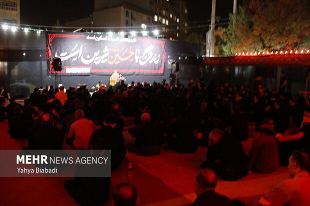 مراسم عزاداری شب پنجم محرم در کرمانشاه