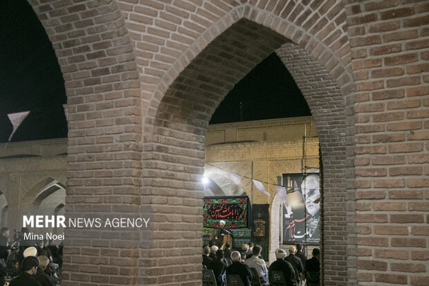 مراسم عزاداری اباعبدالله الحسین(ع) در محوطه مسجد کبود تبریز