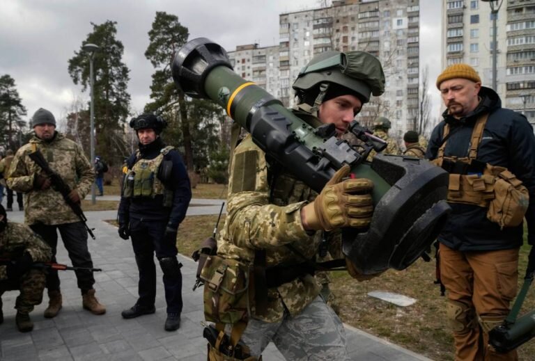 U.S. “directly” involved in Ukraine fighting