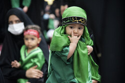مراسم شیرخوارگان حسینی در گذر فرهنگی چهارباغ