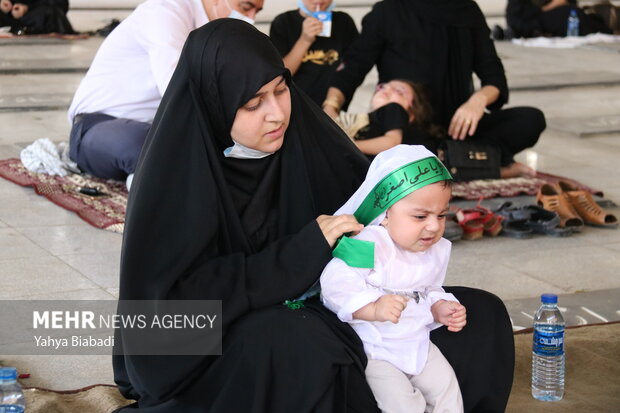 مراسم شیرخوارگان حسینی در گلزار شهدای کرمانشاه