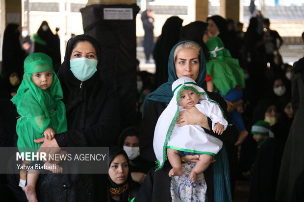 مراسم شیرخوارگان حسینی در گلزار شهدای کرمانشاه