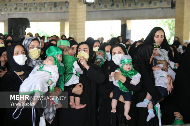 مراسم شیرخوارگان حسینی در گلزار شهدای کرمانشاه