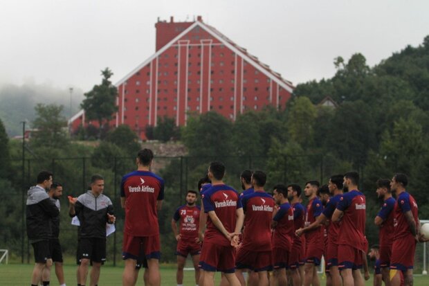 بازگشت تیم فوتبال نساجی از اردوی ترکیه