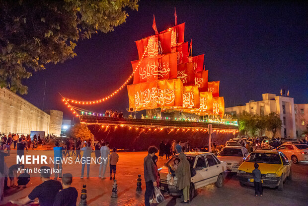رونمایی از موکب بزرگ کشتی نجات در شیراز