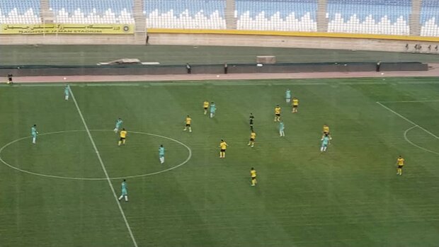 پیروزی چهار گله سپاهان در حضور هواداران