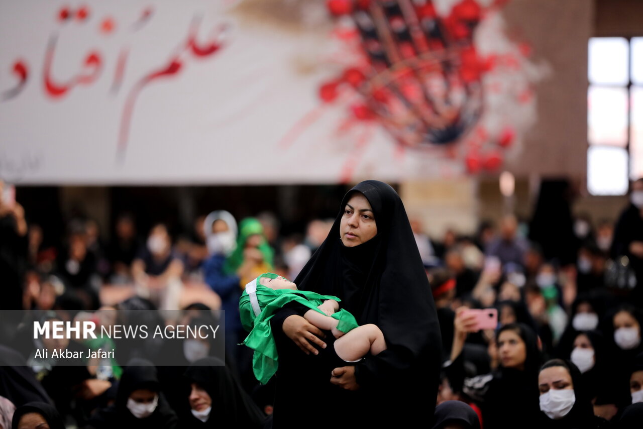 شیرخوارگان حسینی به مهیمانی علیاصغر میروند