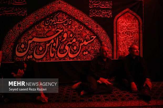 Tehran people hold mourning ceremonies on Muharram 8th
