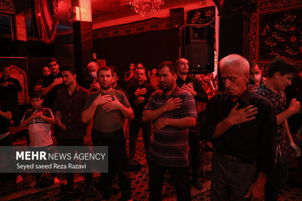 Tehran people hold mourning ceremonies on Muharram 8th
