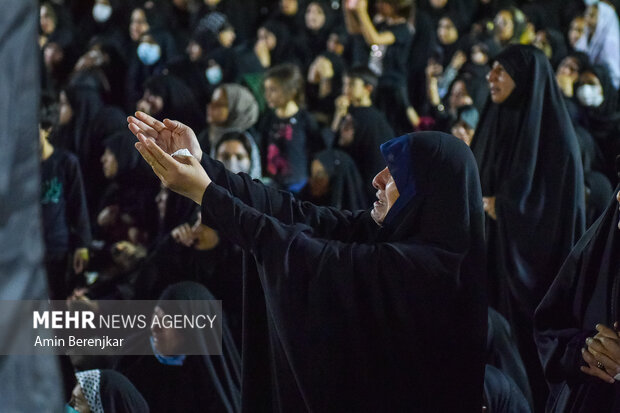 عزاداری شب هشتم ماه محرم در کانون رهپویان وصال شیراز