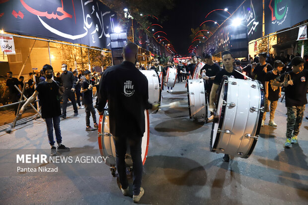 Tehran people hold mourning ceremonies on Muharram 8th
