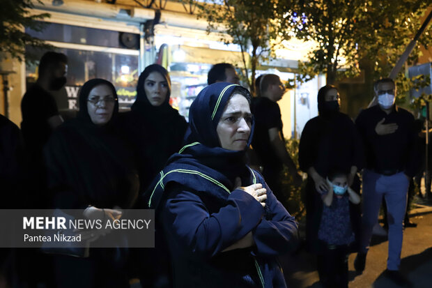 Tehran people hold mourning ceremonies on Muharram 8th
