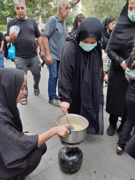 حال و هوای مراسم حلواپزان در پایتخت