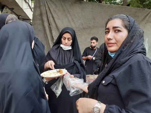 حال و هوای مراسم حلواپزان در پایتخت