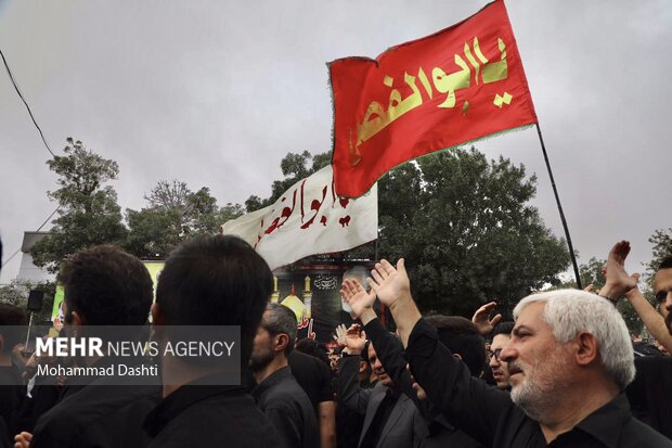 اجتماع بزرگ حسینیان دارالارشاد در تاسوعای حسینی