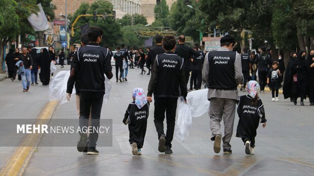 جوانان جهادی اردبیل خادم عزاداران حسینی شدند