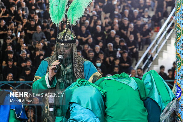 تعزیه ارمغانخانه تا ۱۳ محرم ادامه دارد