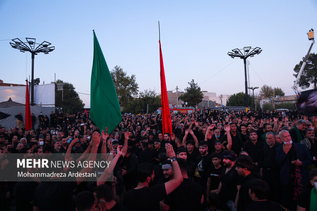 تجمع بزرگ عصر تاسوعای حسینی در ورامین برگزار شد