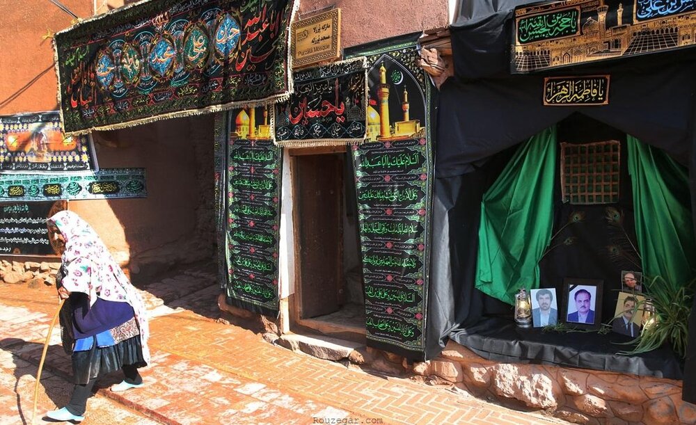 تاسوعا و عاشورای حسینی در ابیانه/وقتی روستای سرخ، سیاهپوش میشود