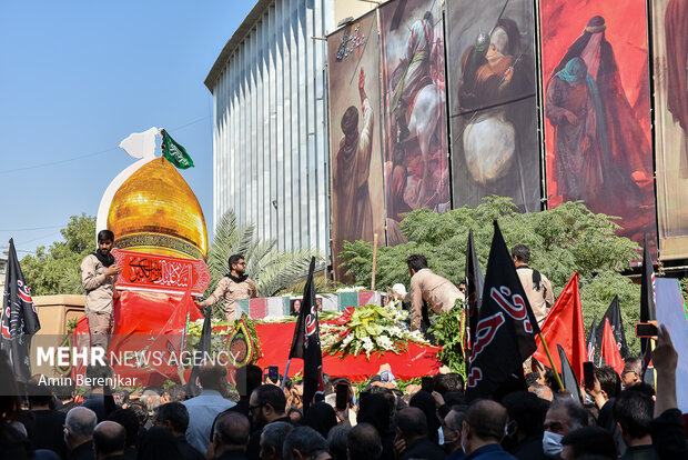 تشییع و خاکسپاری پیکر شهید مدافع حرم «عبدالله اسکندری» در شیراز