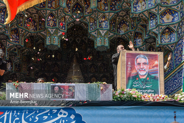 تشییع و خاکسپاری پیکر شهید مدافع حرم «عبدالله اسکندری» در شیراز