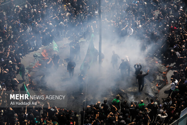 Tent-burning ceremony in Ashura in Tehran Bazaar