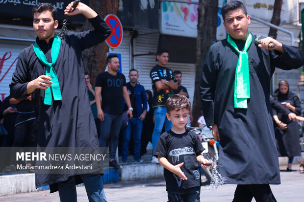 نماز ظهر عاشورا در ورامین اقامه شد