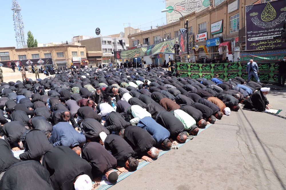 نماز ظهر عاشورای ارومیه در مصلای امام خمینی (ره) اقامه می‌شود