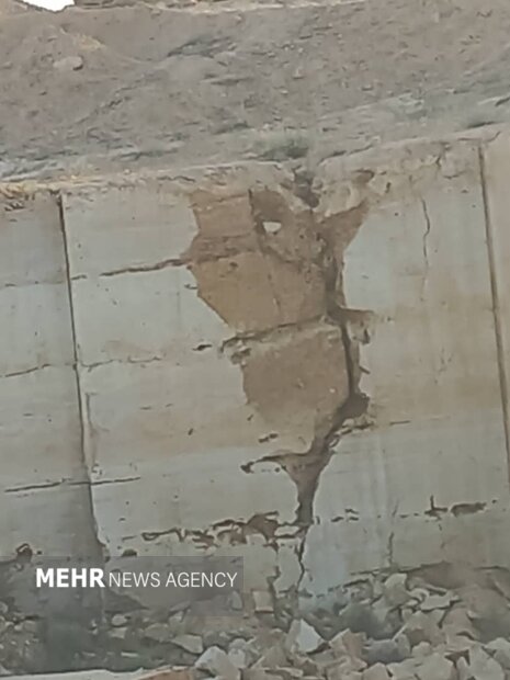 نابودی منابع آب کاشان با ادامه فعالیت معادن جوشقان - استرک 2