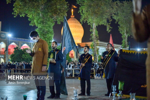 آیین شام غریبان در حرم مطهر شاهچراغ(ع) شیراز