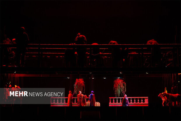 اجرای متفاوت «اپرای عاشورا» در «وحدت» / این یک «اپرای قدسی» است