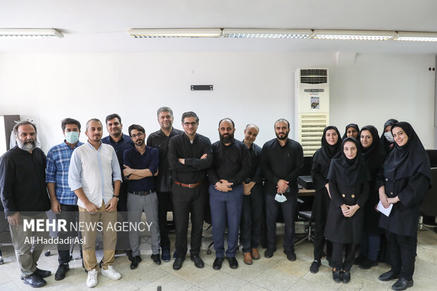 به مناسبت روز خبرنگار، از خبرنگاران و همکاران گروه رسانه ای مهر تقدیر شد