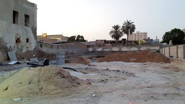 ساخت مجتمع گردشگری در فاصله یک متری خانه تاریخی گله‌داری