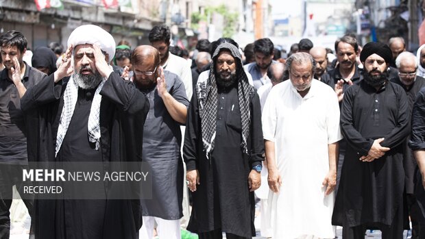 حضور پرشور پاکستانیها در مراسم روز عاشورا + تصاویر