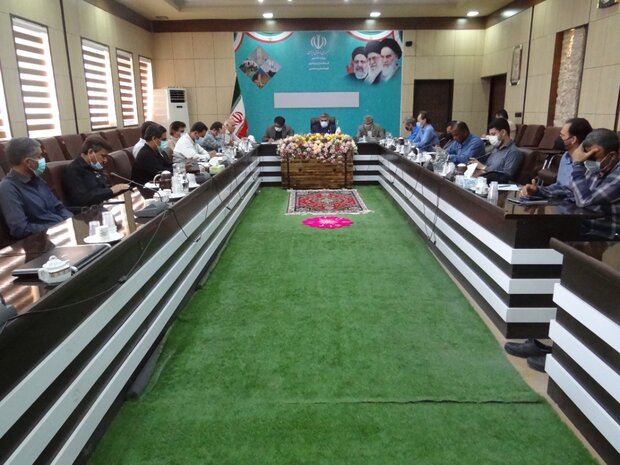 ۴۲ معدن در سطح شهرستان دشتی فعال است