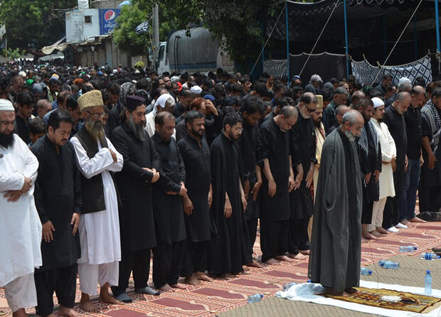 پاکستان میں یوم عاشور پر شیعہ، بریلوی، دیوبندی، اہلحدیث ایک صف میں کھڑے ہوگئے+تصاویر