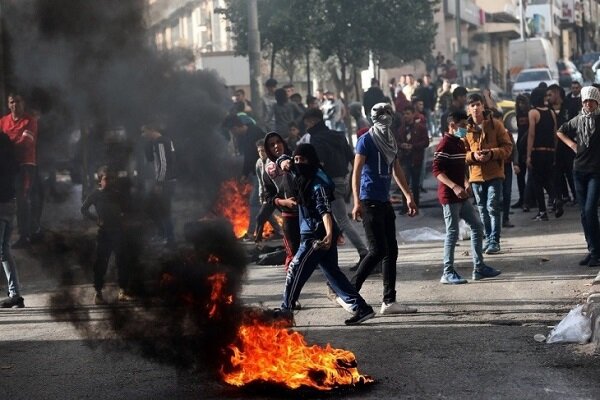إصابات بالرصاص المعدني والاختناق إثر اعتداء الاحتلال على مسيرة كفر قدوم