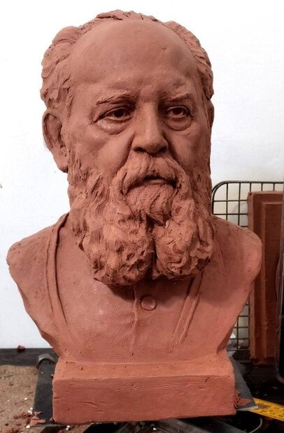 سردیس ابتهاج در خانه نیما یوشیج رونمایی میشود