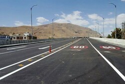 پیشرفت ٨٣ درصدی قطعه ۱۱ کیلومتری باند دوم جاده جم - فیروزآباد