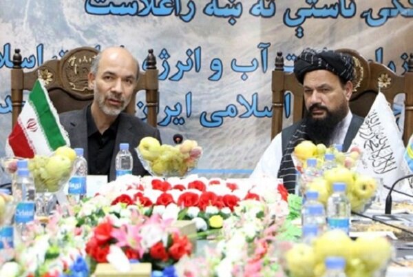 İran Enerji Bakanı Kabil'de ikili temaslarda bulundu İran Enerji Bakanı Kabil'de ikili temaslarda bulundu